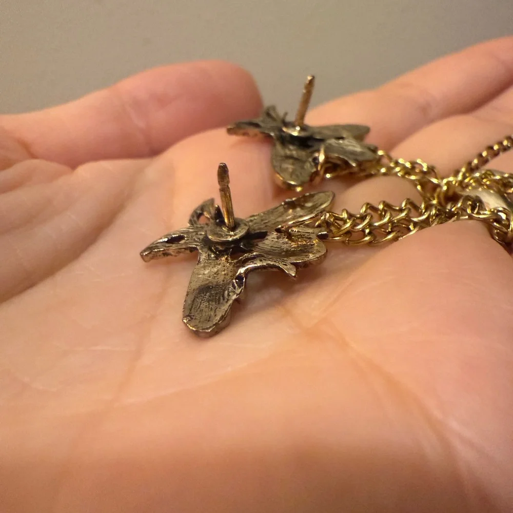 Men’s Bee Vintage style Brooch Pins Chain Bee brooch